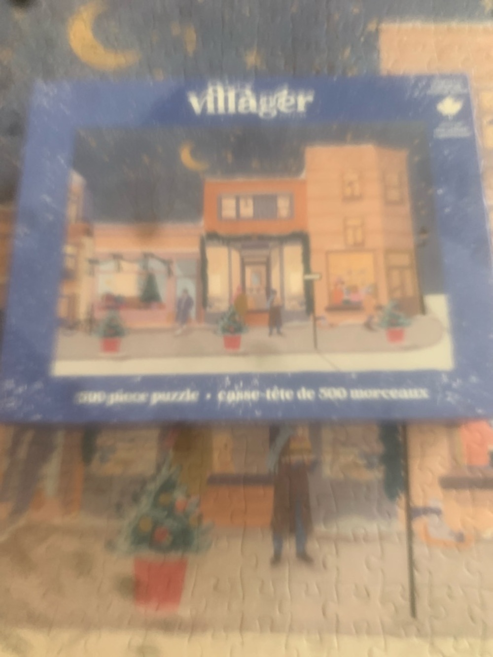 Puzzle by Villager  500ct. Holiday Streets